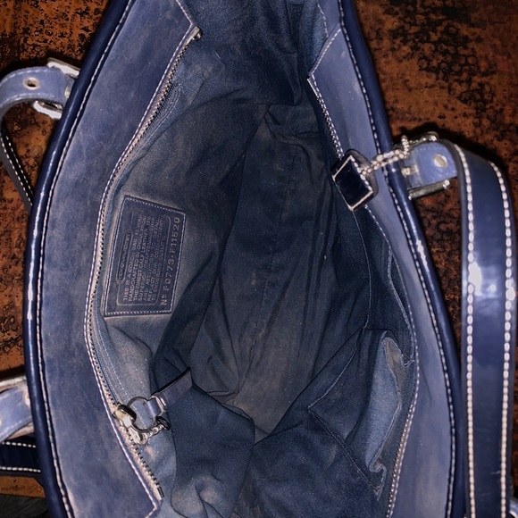 Coach Dark Navy Patent Leather Tote Purse - Picture 3 of 4